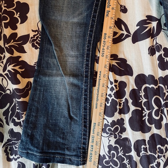EUC! Miss Me cropped jeans, size 25 - Picture 7 of 7